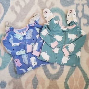 2x Carter's 24M Fleece Footie Pajamas